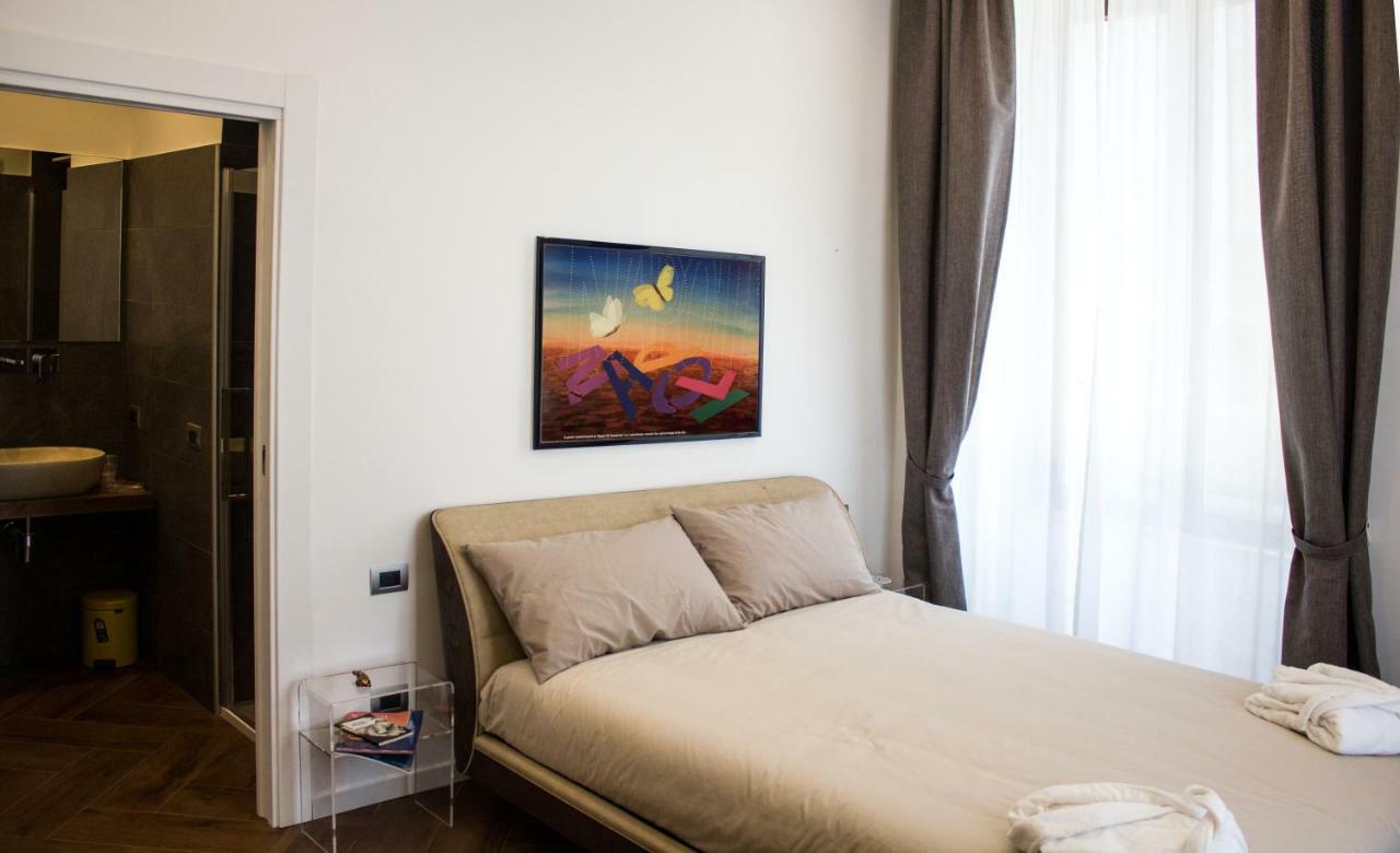 Agora' Dei Mille Bed & Breakfast Napoli Bagian luar foto